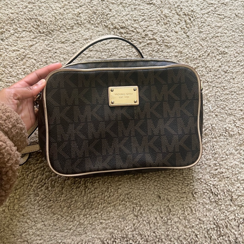 Michael Kors Crossbody Bag